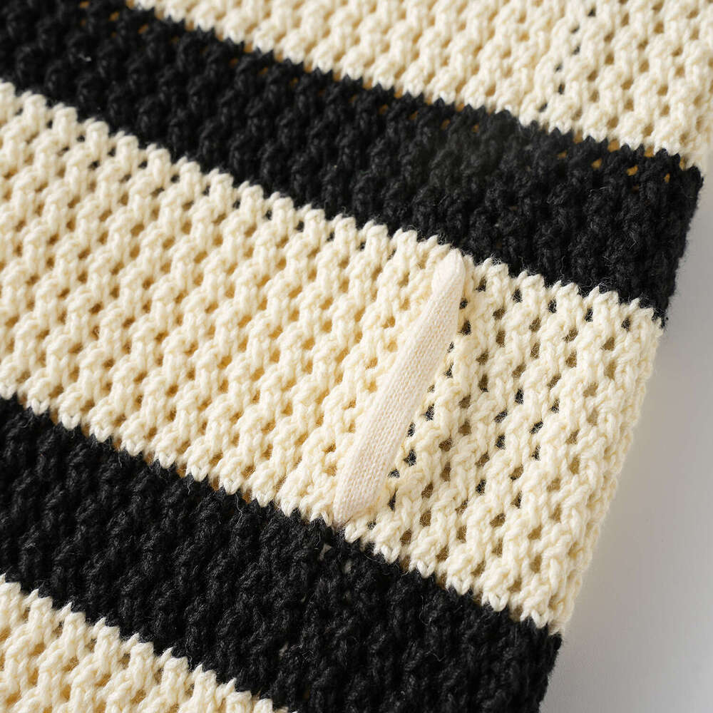 2026 autumn new slim fit waist long sleeved knitted CC sweater women's striped D19 color blocked tie medium length cardigan wool sweater