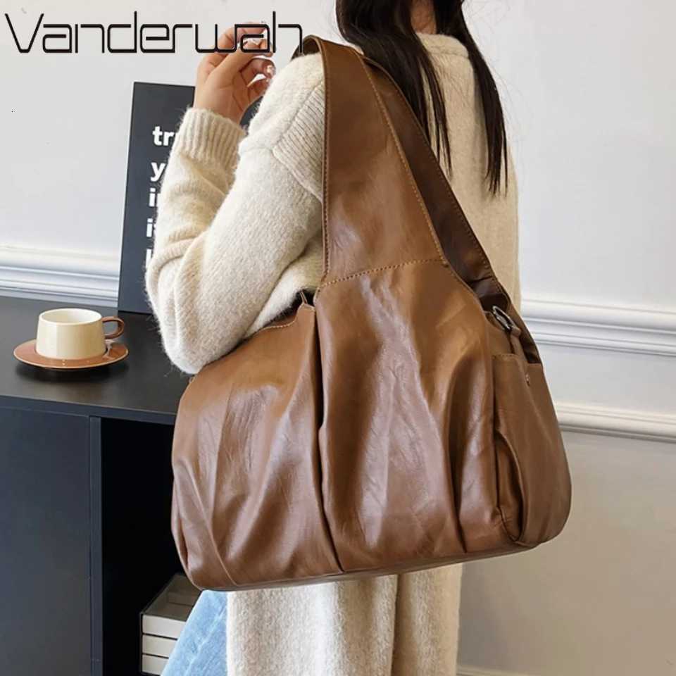 Big Black Large Hobo Shopper Capacity Pu Leather Shoulder Bag Solid Color Simple Fashion Commuter Bag Retro Travel Tote Handbags C260327