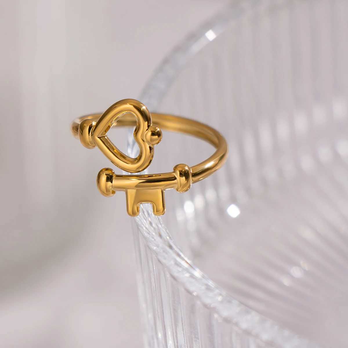 ccitybeauty Minimalist New Style Stainless Steel Key Open Chic Adjustable Ring Fashion Thin High Quality Jewelry Gift for Women H260327