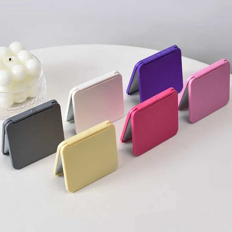2-Face Makeup Mirror Square Portable Cute GirlS Gift Hand Mini Mirror Pocket Double-Sided Makeup Mirror Compact Multiple Colors H260327