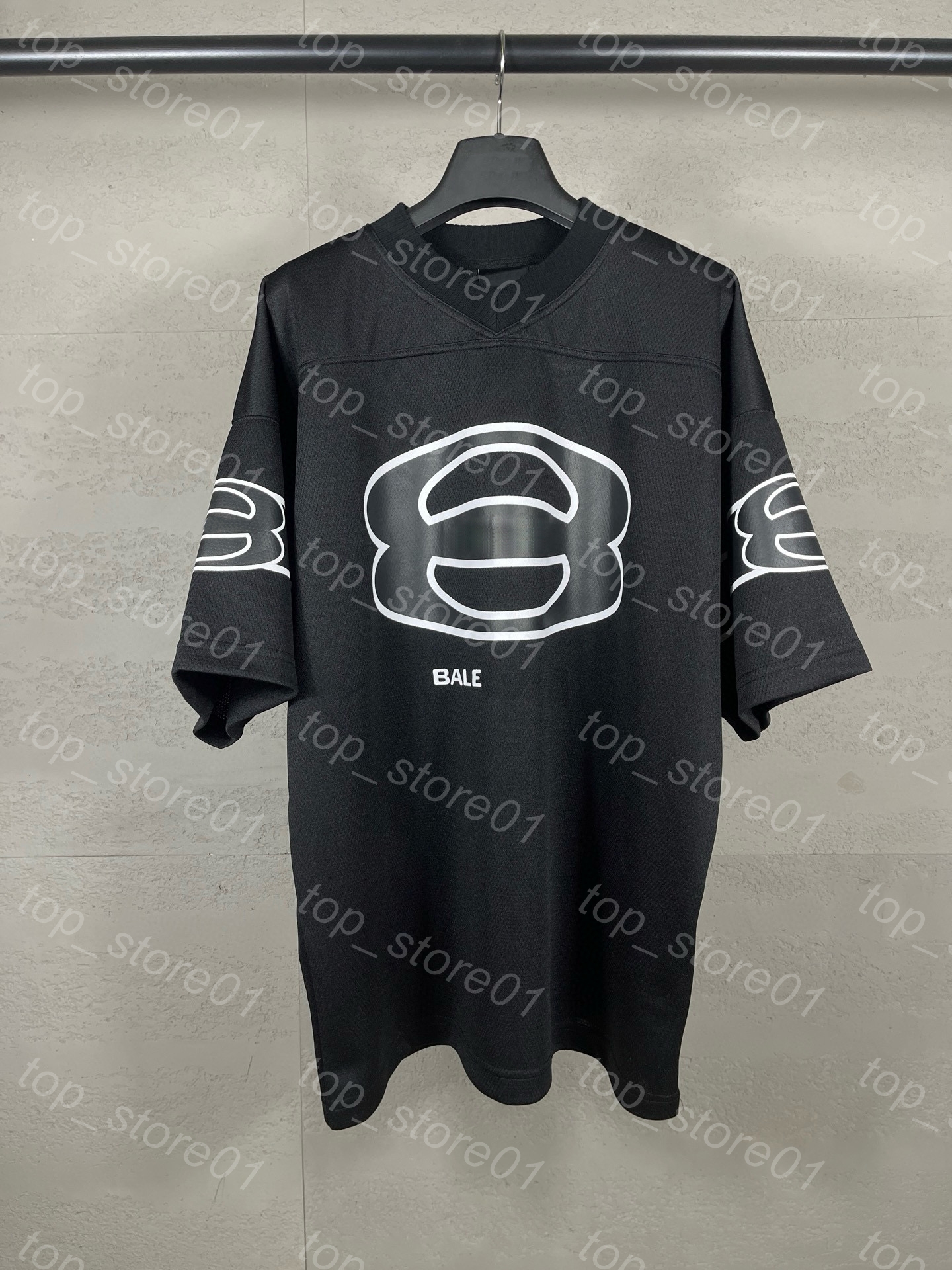 5A Mens Plus t shirt 2026 Luxury designers 3D printing polos Mens Tshirts Women Cotton Short Sleeve Tee chest Embroidered graffiti letter Womens Loose Short Sleeves