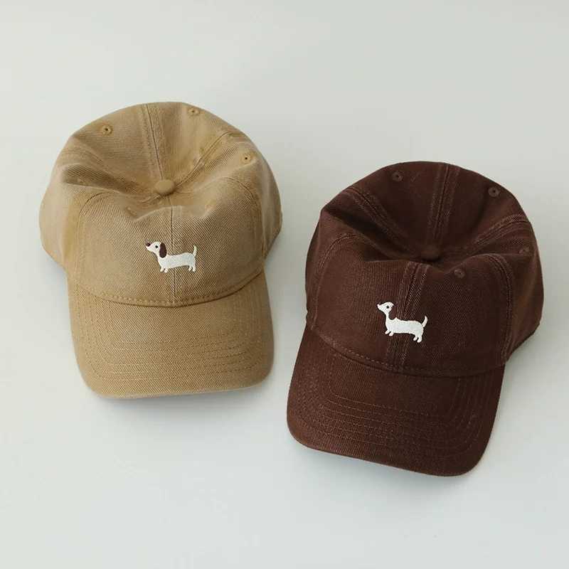 Dachshund Embroidery Baseball Hat Sunscreen Fashion Outdoor Hat Suitable for Men and Women for Daily Leisure Matching M260327