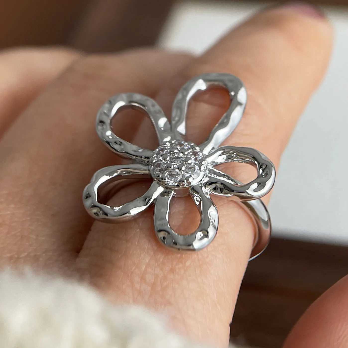 925 Sterling Silver Finger Rings for Women Big Flower Couple Minimalist Ring Party Jewelry Gift Prevent Allergy H260327