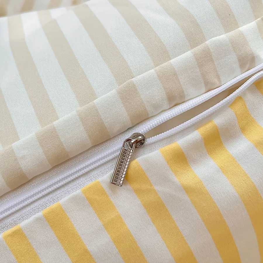2026 New European-style washed cotton pillowcase soft and breathable bedding simple printed down comforter protection cover H260327