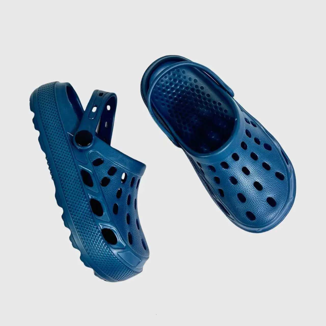Adorable Kids Beach Shoes Lightweight Breathable Children Sandals Outdoor Learning Shoes Fashionable Simple EVA Clog FootwearT260327