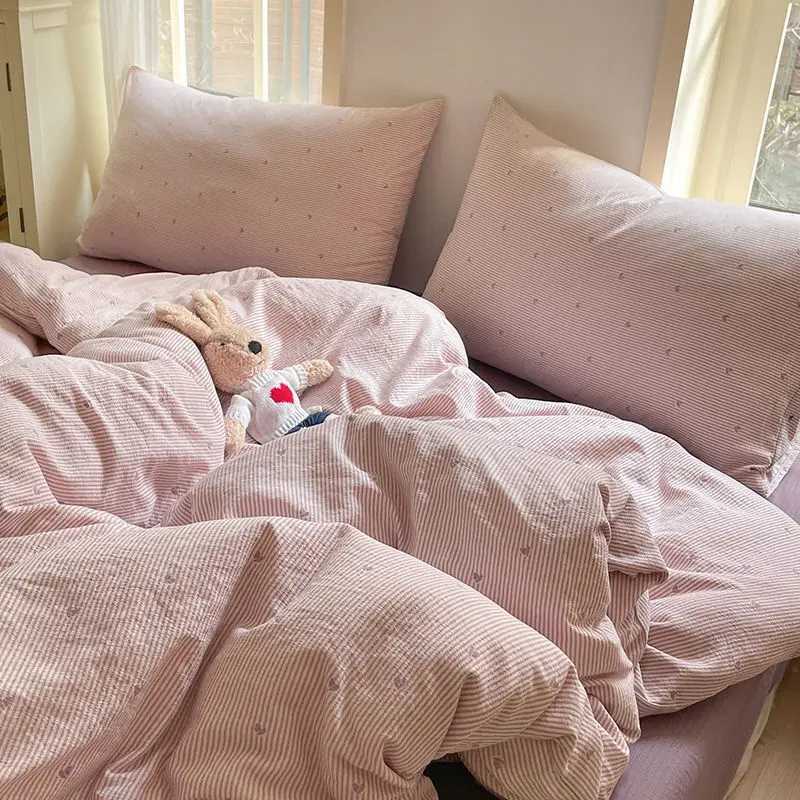 Korean Style Bedding Sets 2025 New Twin Full Queen Size Bed Sheet Set Love Heart Duvet Cover Set Pillowcase Bed Linen No Filler H260327