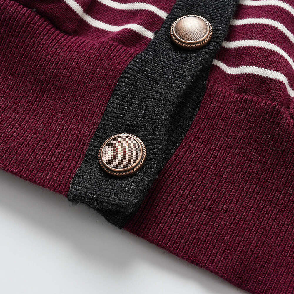 2026 autumn and A1 winter new round neck contrasting color casual CC multifunctional metal button knitted women's cardigan