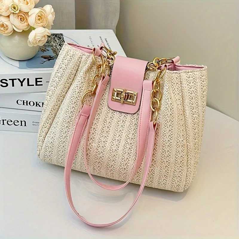 Grass Woven Patchwork Leather Korean Version Shoulder Bag Fashionable Womens Woven Handbag Suitable for Beach Parties Occasion C260327