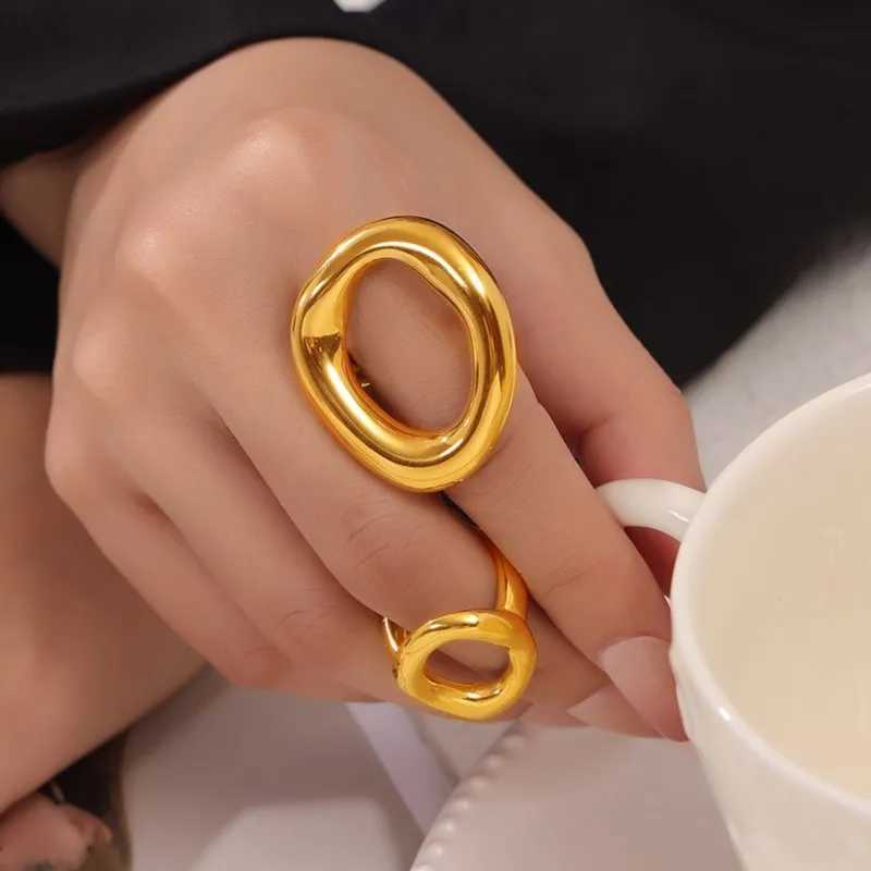 Fashion Minimalist Large Rings For Women Stainless Steel Gold Plated Waterproof Hip-hop Womens Finger Ring Aesthetic Jewelry H260327