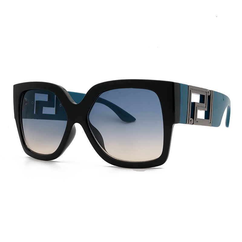 Luxury Brand Designer Sunglasses 4402 New European And American Fashion Large Frame Square Sunglasses For Women Trendy Sunglasses Female Ins Internet 