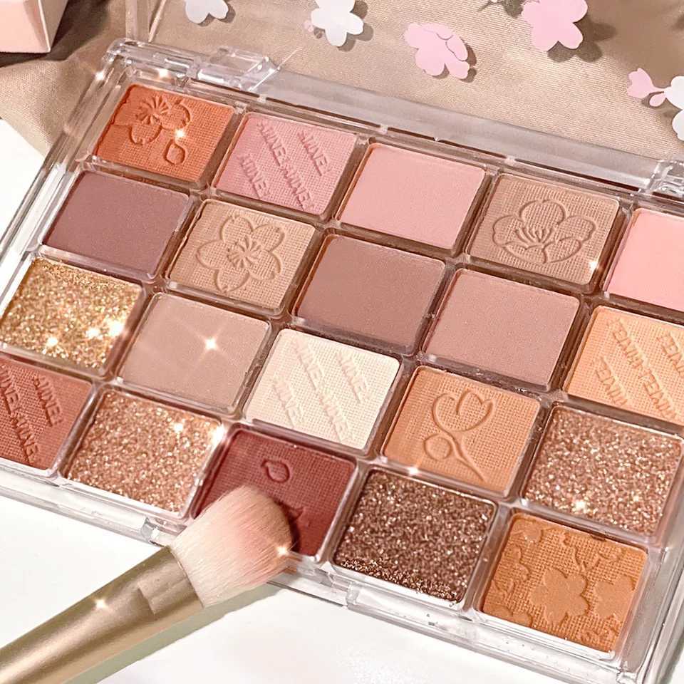 20-Color Eyeshadow Palette Shimmer Matte Highly Pigmented Blendable Long-Lasting H260327