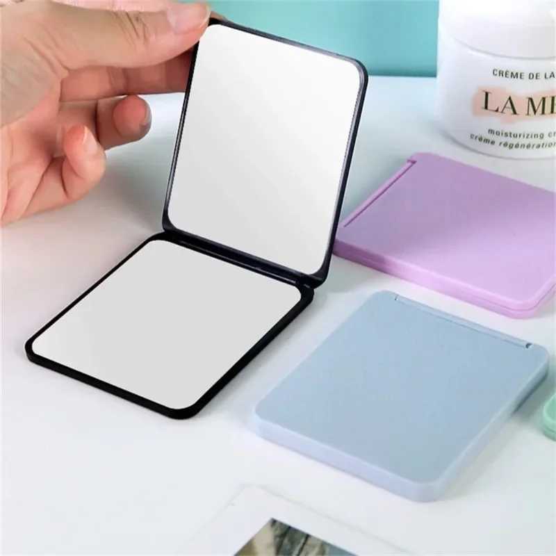 Mirror Foldable Makeup Mirror Portable Double-Sided Mirror Dormitory Desktop Small Gift Mini Pocket Mirror Home Decor H260327