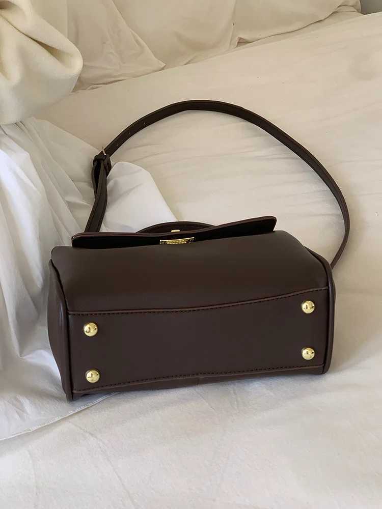 Fashion Women flap Shoulder Bag small PU Leather Crossbody Bags for female Trend Designer Handbags Cell Phone Purse bolsa C260327