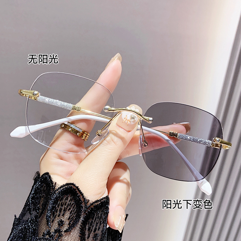 Luxury Brand Designer Sunglasses Tiktok Hot-Selling Glitter Edge-Cut Gl For Women Fashionable Diamond-Studded Non-Prescription Gl Blue Light Blocking 