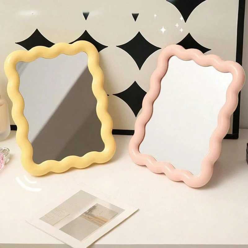 Cute Makeup Cream Wave Design Office/Mural Dormitory Room Decoration Travel Makeup Accessories Mini Mirror Convenient H260327
