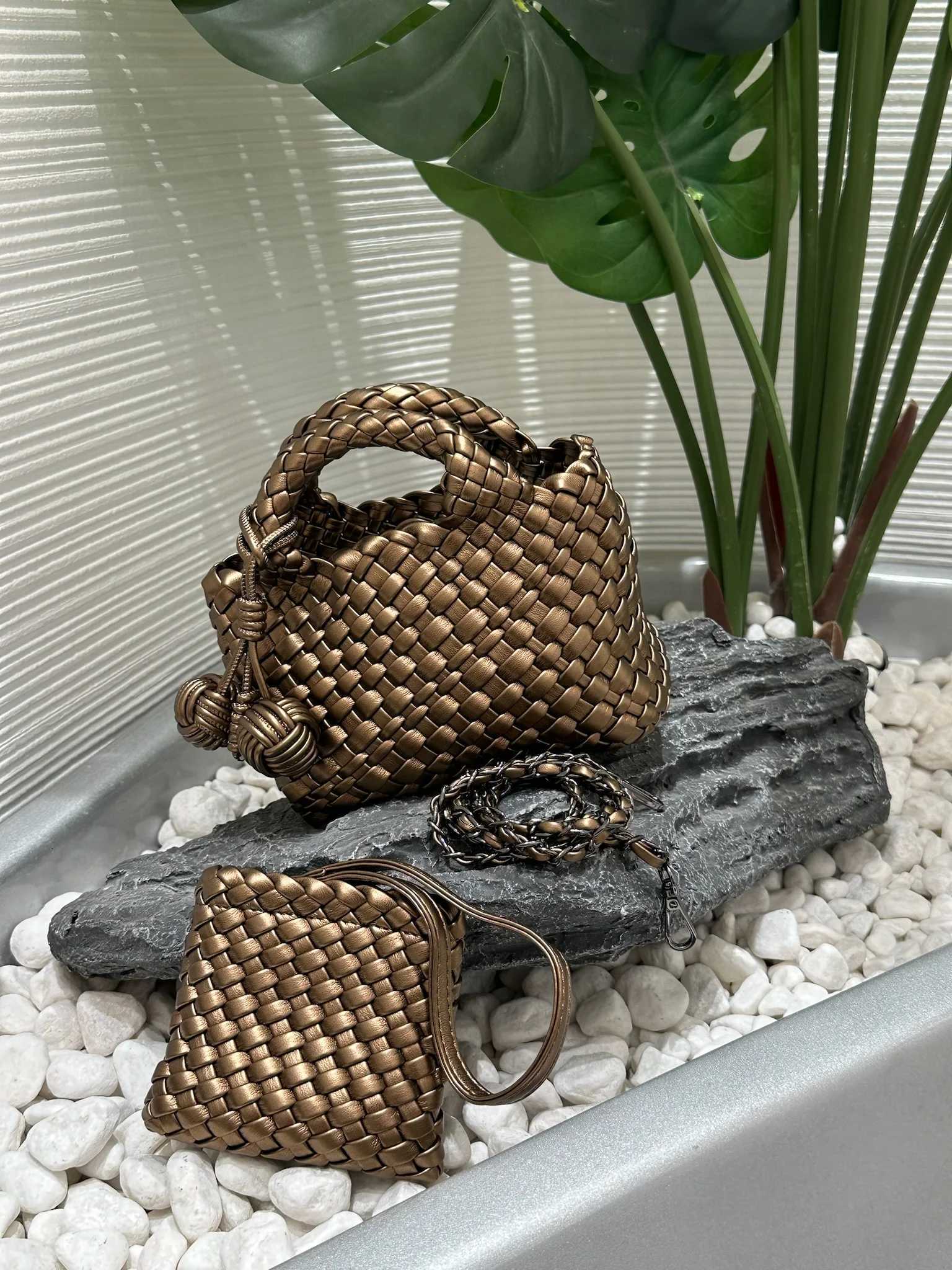 Designer bag Womens handbag Popular small size version PU leather woven bag Fashion style soft handmade bucket bag C260327