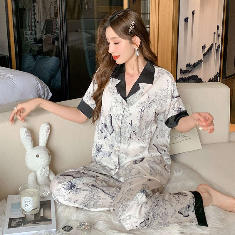 Spring new women's pajamas, elegant floral short-sleeve set, popular online, made of ice silk, can be worn outside, home wear, peony flower, ligh