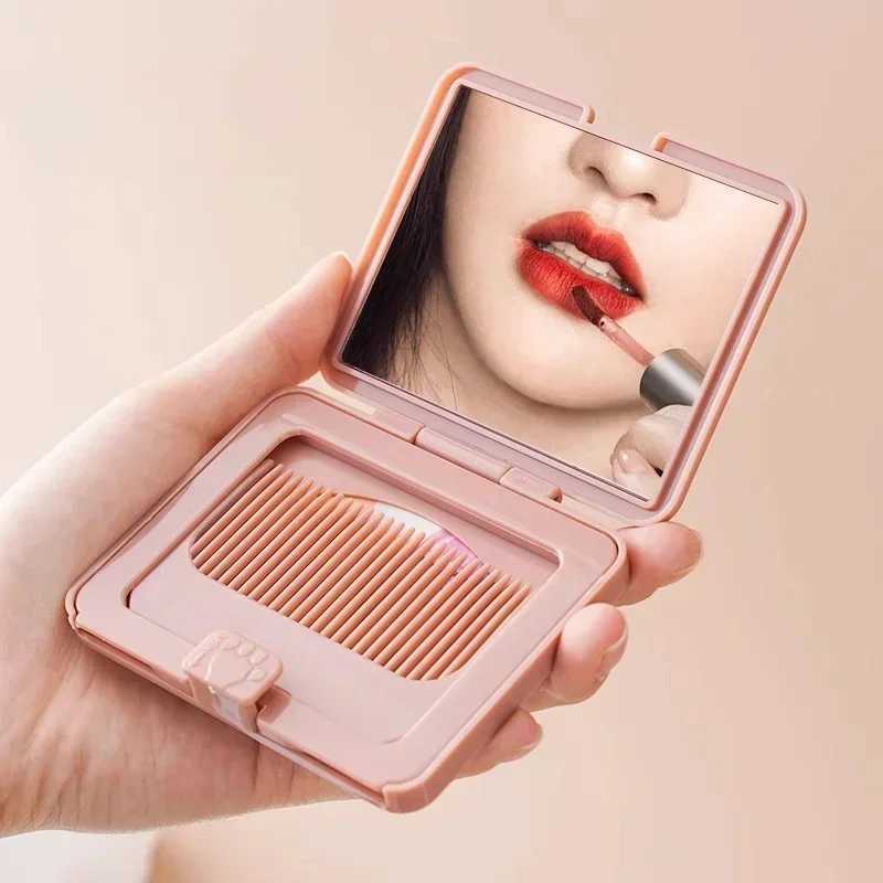 Cute foldable portable makeup mirror 2-in-1 mini handheld makeup and comb perfect for students and young girls makeup cheap H260327