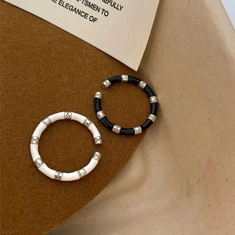 2025 New Geometric Circle Black White Dripping Dlazed Bamboo Ring Men Women Engagement Wedding Party Ring Female Male Jewelry H260327