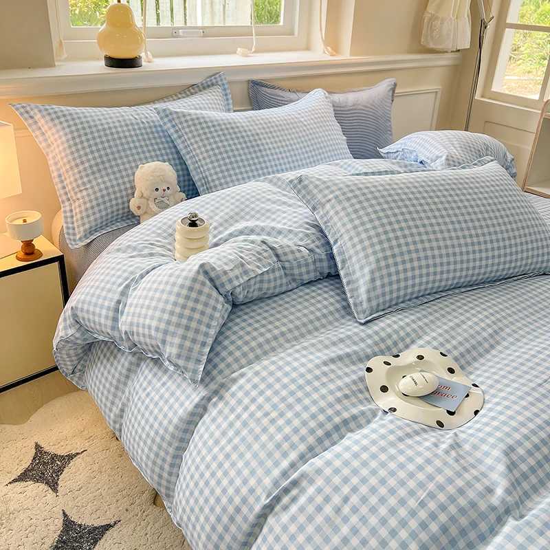 3pcs Simple soft and skin-friendly duvet cover 3-piece set 1 duvet cover 2 pillowcases without core Modern and breathable H260327