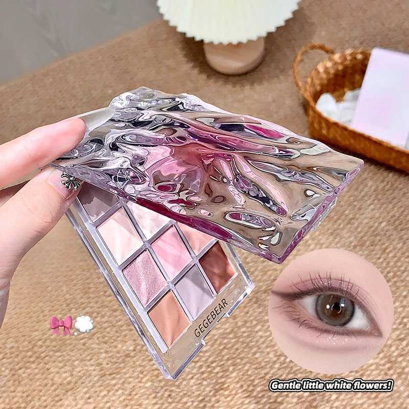 Gege bear water wave eye shadow plate 12 color eye shadow natural fine flash matte eye shadow plate H260327