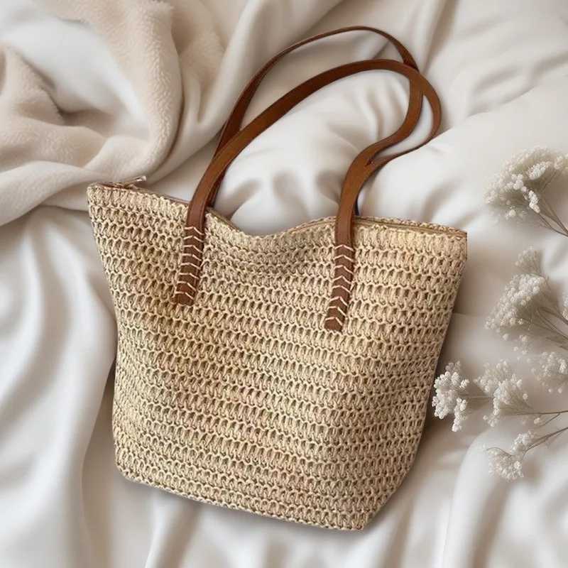 Korean commuter large-capacity straw bag simple 2025 summer seaside vacation wind shoulder bag hand-woven bag C260327