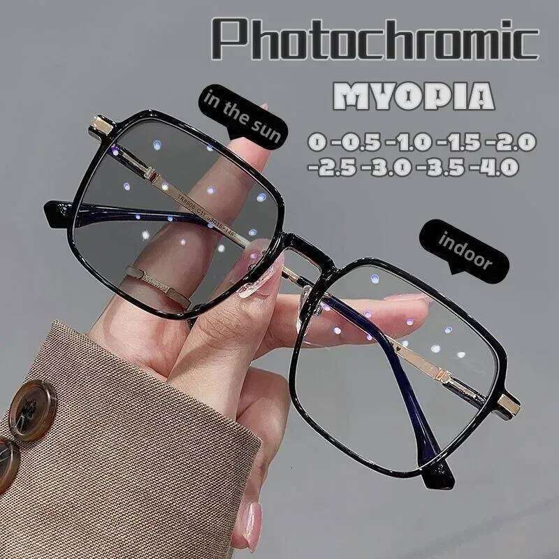 New Style Photochromic Myopia Glasses Men Women Color Changing Eyeglasses Anti UV Sunglasses Luxury Short-sighted Eyewear 0~-6.0 26Y0327