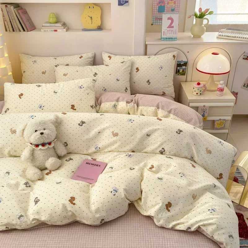 100 Cotton 4-Piece Duvet Cover Set 1 Duvet Cover 2 Pillowcases 1 sheet Minimalist Cartoon Design Ultra-Soft Bedding Set H260327