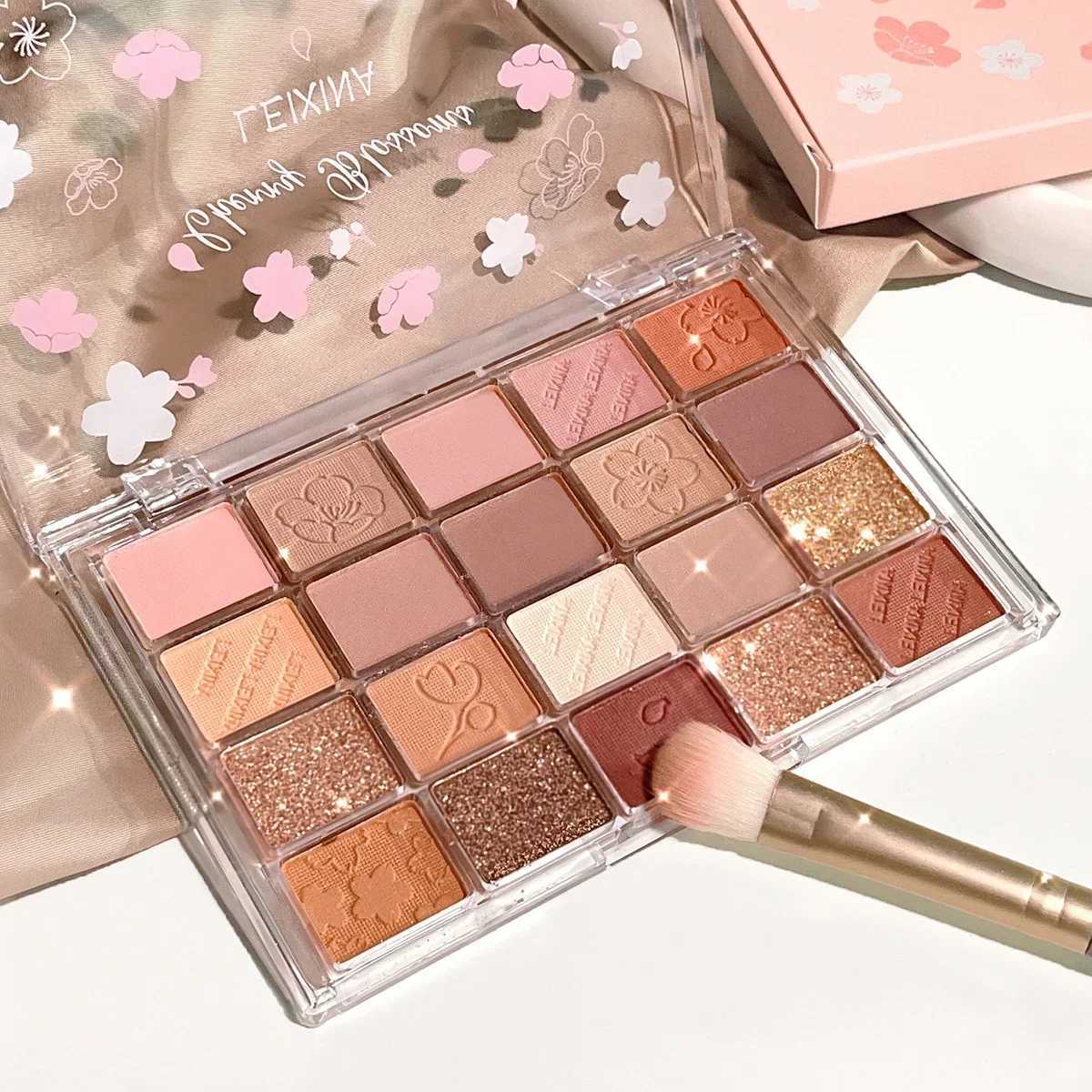 20-Color Eyeshadow Palette Shimmer Matte Highly Pigmented Blendable Long-Lasting H260327