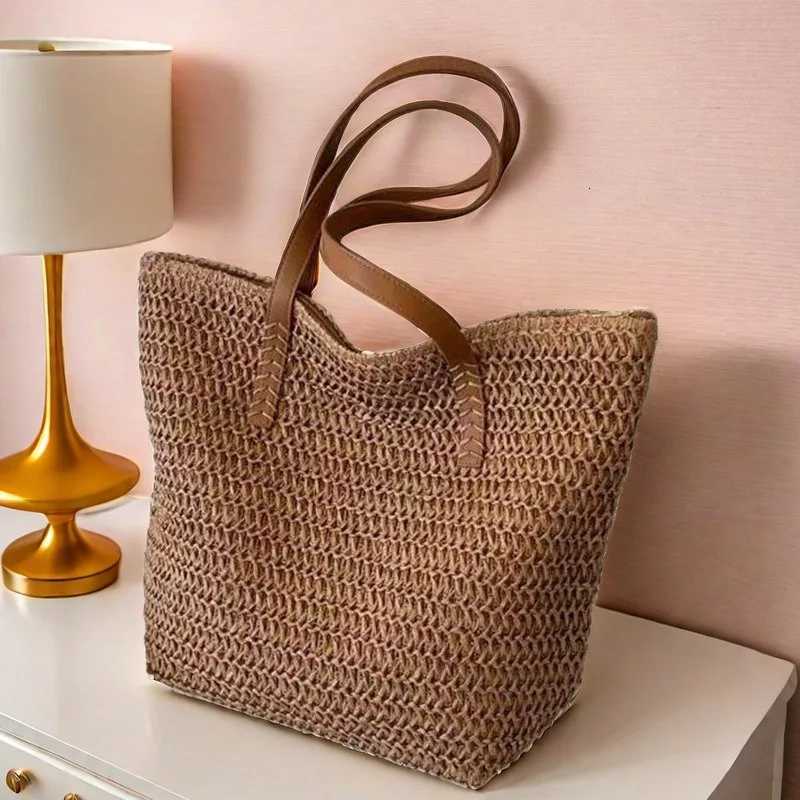 Korean commuter large-capacity straw bag simple 2025 summer seaside vacation wind shoulder bag hand-woven bag C260327
