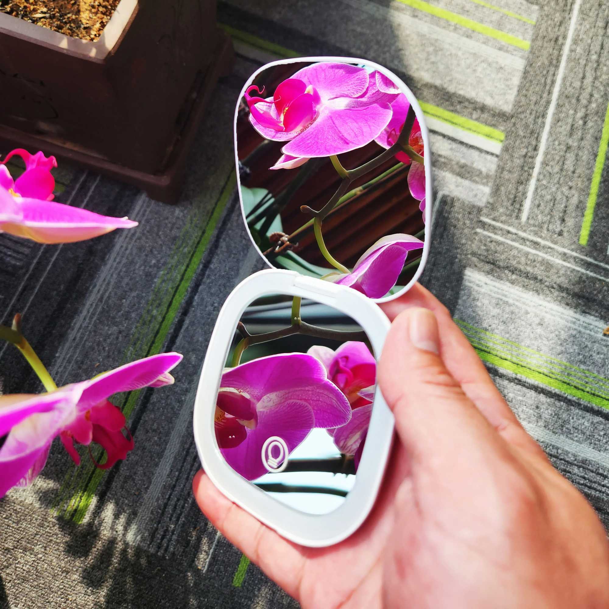 Mini Compact Foldable Pocket Hand Led Makeup Mirror With Led Light 5x/10x Magnification Rechargeable And Small H260327