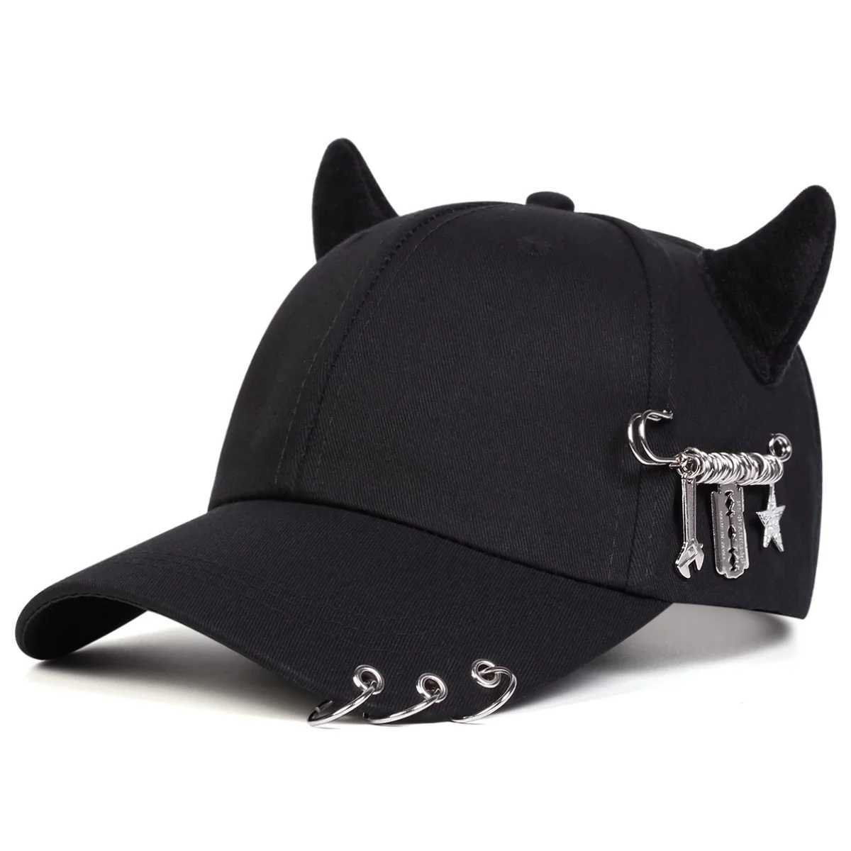 Unisex Lron Ring Cow Horn Personality Baseball Caps Spring Autumn Outdoor Adjustable Casual Hats Sunscreen Hat M260327