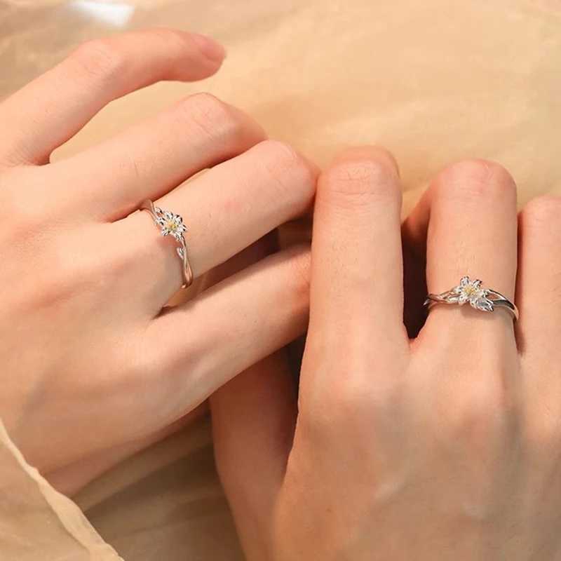 New Adjustable Silver Couples Rings with Floral Design Perfect Gift for Friends or Loved Ones Ring Jewelry Gift H260327