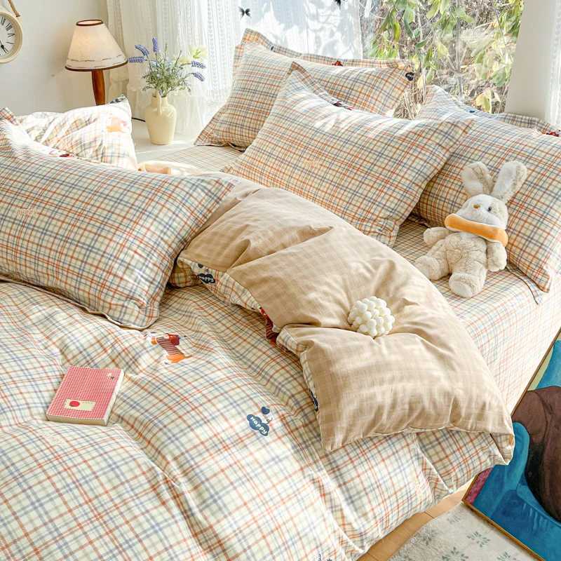 100 Cotton Duvet Cover Set Bedding Set Striped Cute Dog Design Duvet Cover Pillowsham Comfort Breathable Fade Resistant H260327