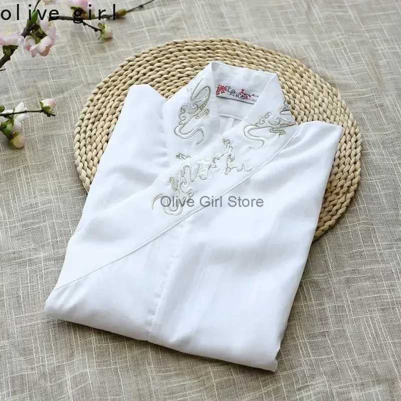Oversized Traditional Chinese Hanfu Top Plus Size Daily Female Cross Collar Embroidery for Spring and Summer Clothing C260326