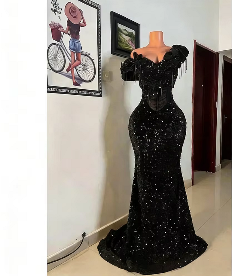 Red Aso Ebi Dresses 2026 Black Girls Off Shoulder Crystals Appliques Sequins Formal Prom Party Gowns Customized M27 ZD10