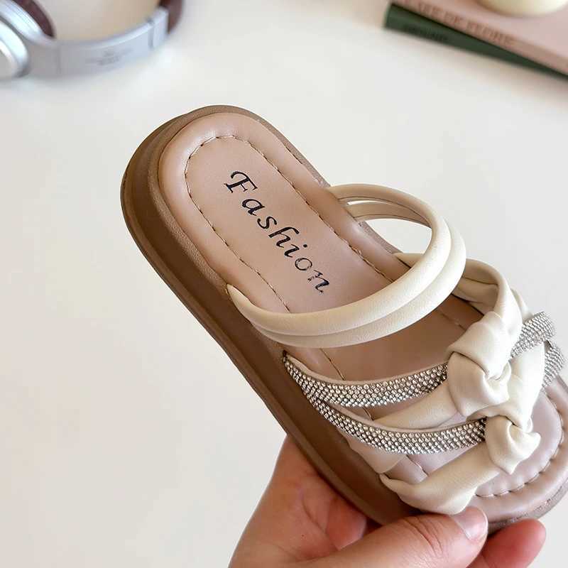 Summer Slippers for Kids Girl Brand Designs Outdoor Beach Shoes Slides Holiday Student Crystal Strape Househould Slippers I04183T260327