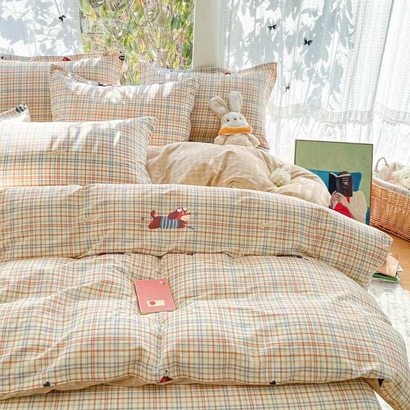 100 Cotton Duvet Cover Set Bedding Set Striped Cute Dog Design Duvet Cover Pillowsham Comfort Breathable Fade Resistant H260327