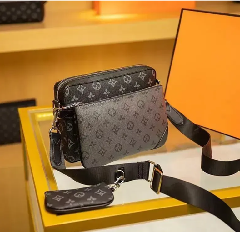 2025 designer bag new Men Casual letter pattern handbag shoulder bag black bag leather crossbody bag high quality Letter embossing women backpack Man's bag luxury bag