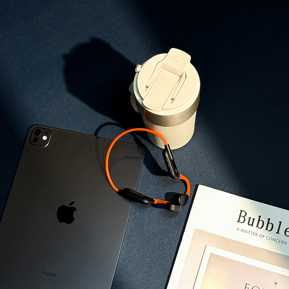 Waterproof IPX8 Bone-Conducting Sports Headphone w/MP3 Player & ENC Microphone - Ideal For Swimmers