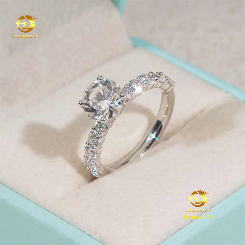 Custom Made Elegant Style 18k Solid Gold IGI Certificates Bridal Jewelry 2Ct CVD Lab Grown Diamond Round Engagement Band Ring