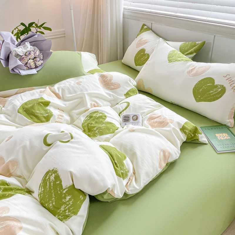 Love printing Class A washable four-piece set polished quilt cover bed sheet student dormitory four-piece set H260327