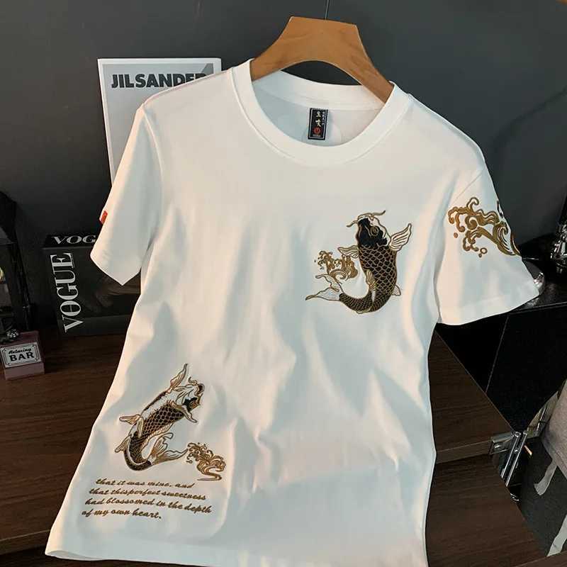 Ethnic style Koi embroidery short sleeved T-shirt for mens summer 2025 new Chinese style trendy loose mens clothing C260326