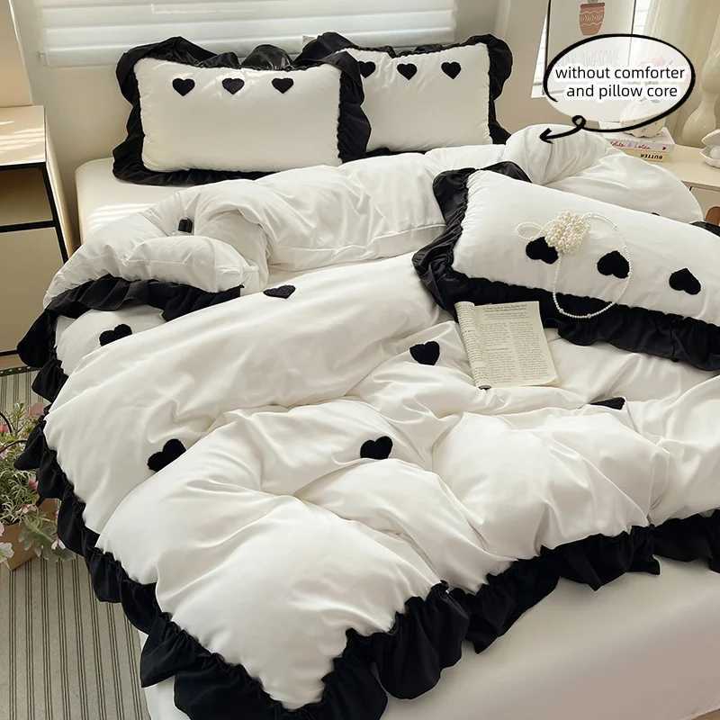 3 Piece Sheet Set Black heart embroidery duvet cover Set comfortable Bedding Set Bedspread for All Season H260327