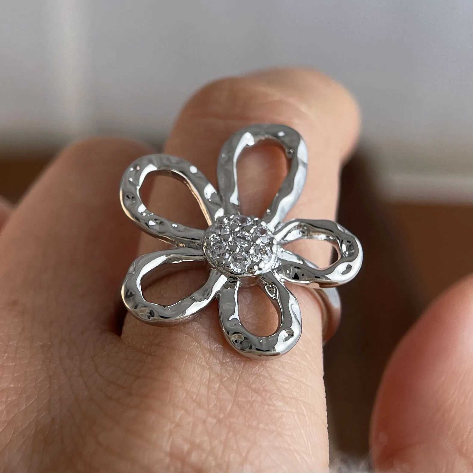 925 Sterling Silver Finger Rings for Women Big Flower Couple Minimalist Ring Party Jewelry Gift Prevent Allergy H260327
