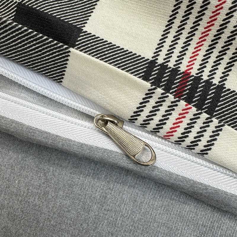 100 Cotton Plaid Style Duvet Cover Set with 2 Pillowcases - Soft Breathable Bedding Set Hypoallergenic Easy Care H260327