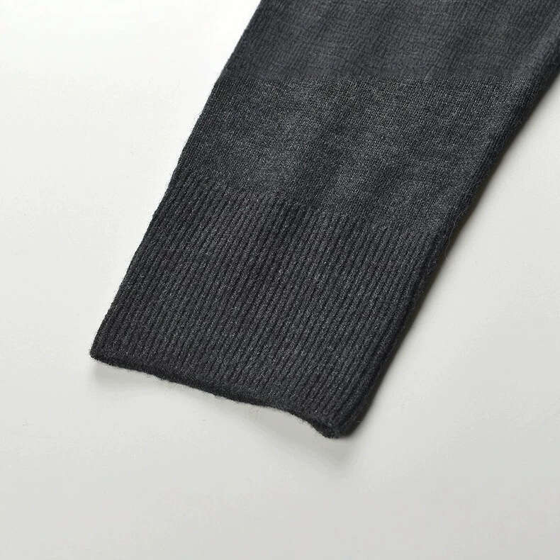 2026 CC autumn and winter new designer diamond pattern color D19 blocked college retro polo neck slim knit top