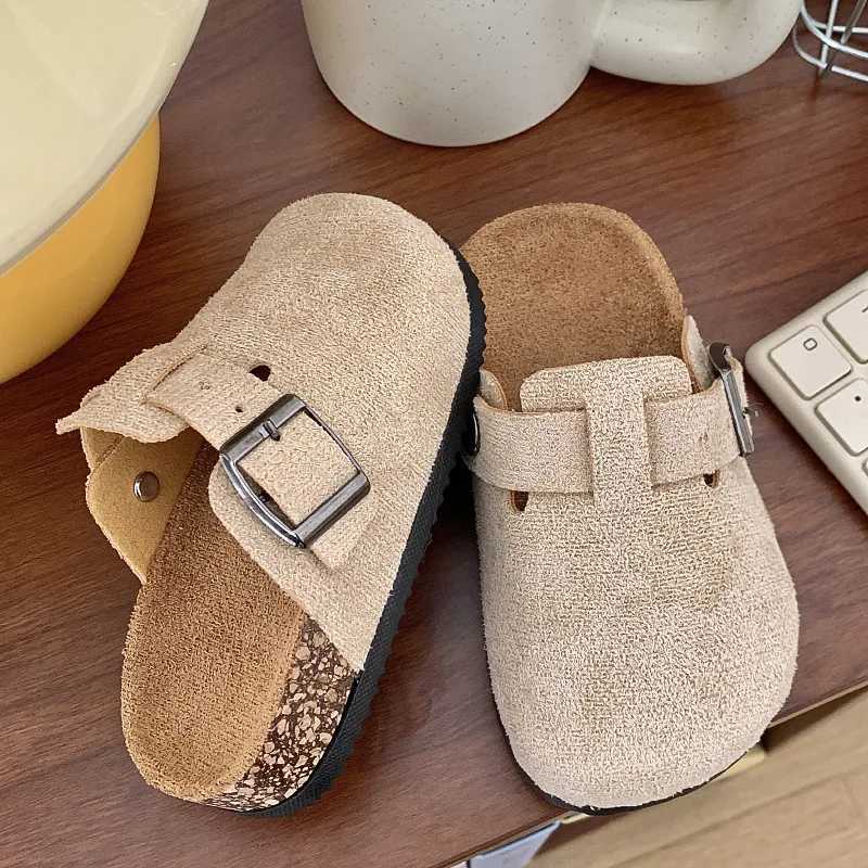 Childrens Outdoor Slippers Casual Flat Breathable Outdoor slipper Suitable for Indoor and Outdoor ActivitiesT260327