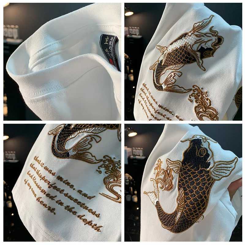 Ethnic style Koi embroidery short sleeved T-shirt for mens summer 2025 new Chinese style trendy loose mens clothing C260326