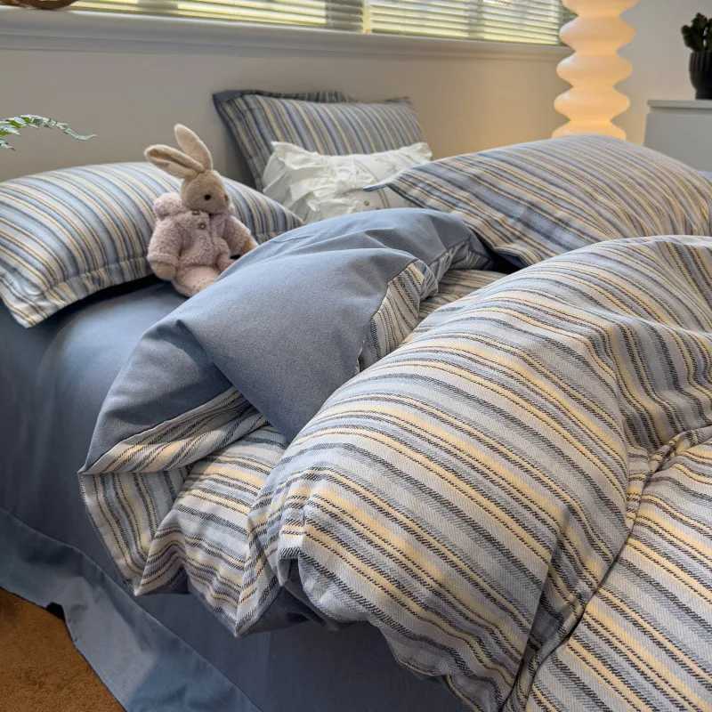 1pc 100 Cotton Quilts Cover Printed Duvet Covers Skin-friendly Blanket Cover Simple Style Bedding No Pillowcase H260327
